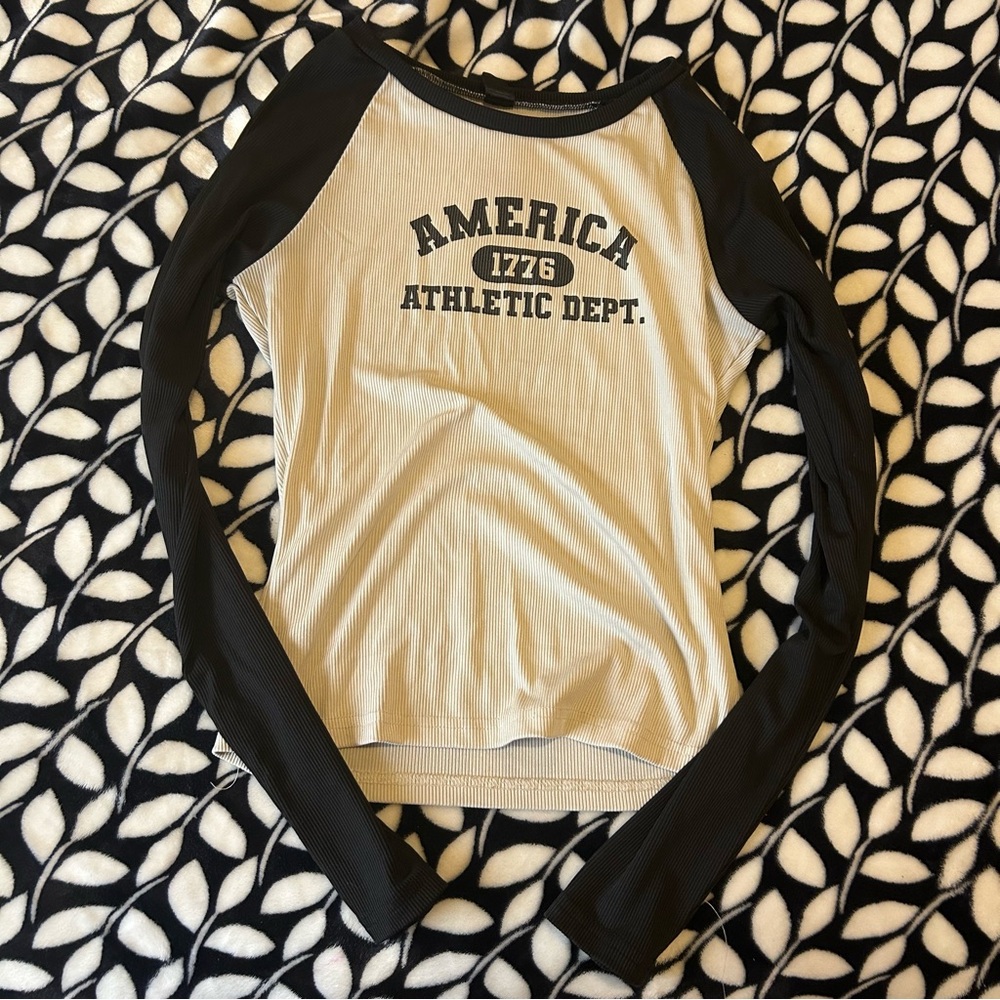 Black and Cream Women's Top